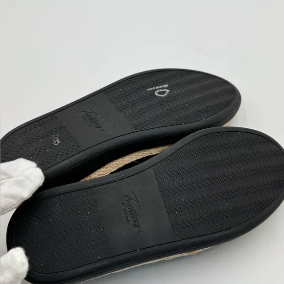 Trotters Accent Women’s Shoes - Picture 8 of 8